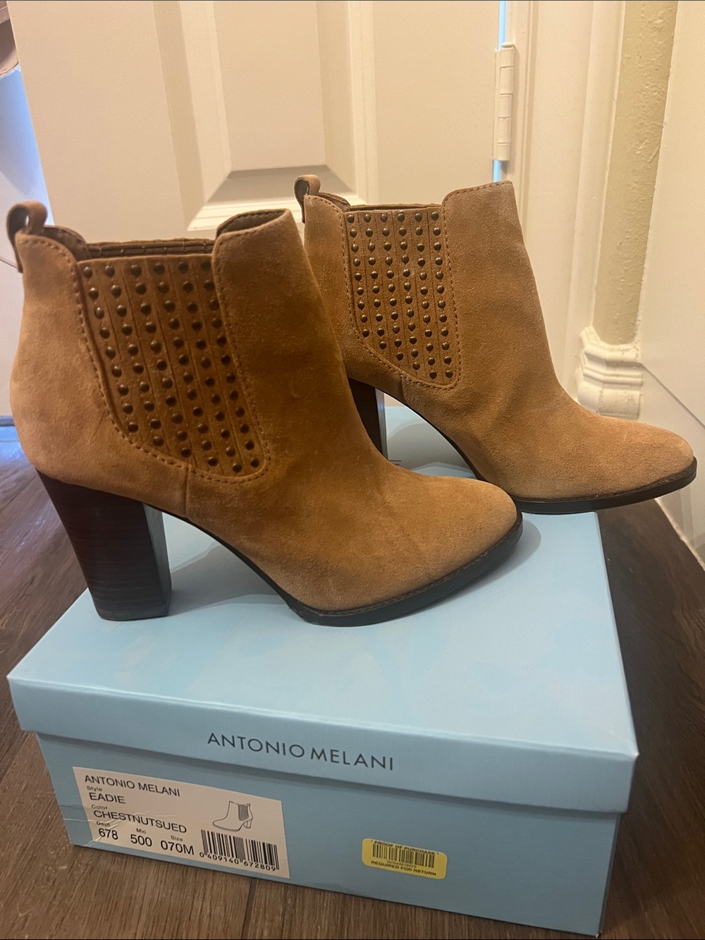 Antonio Milani, Edie Chestnut sued studded booties size 7 like new